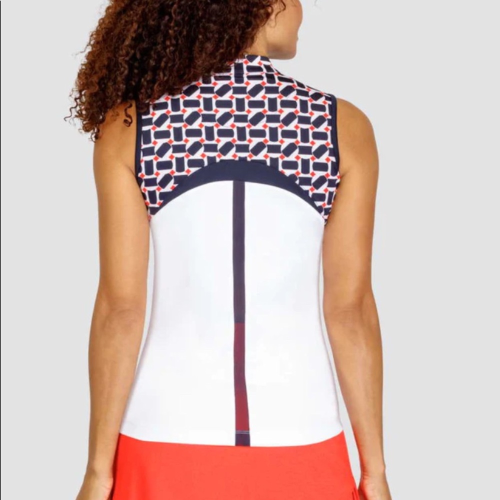 NWT Frankie Top - Chalk White sleeveless Golf top Large $87